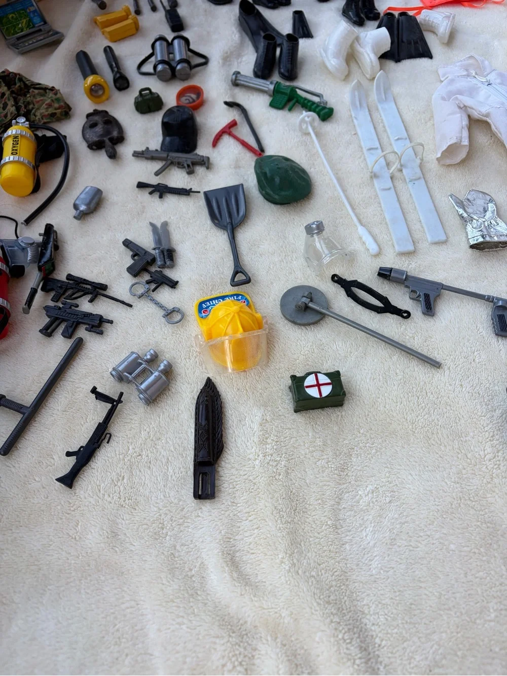 Vintage GI Joe/Placo 6-Figures & Military 75+ Accessories Lot -